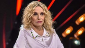 Antonella Clerici fa scoppiare la polemica