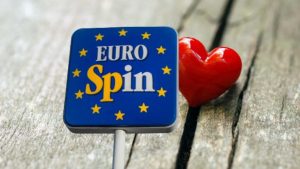 San Valentino all'Eurospin (depositphotos) - belligea.it