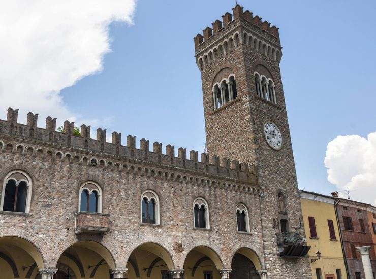 Palazzo storico del borgo medievale di Bertinoro a Forlì