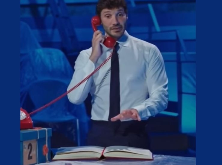 Lo spot di Affari Tuoi con Stefano De Martino