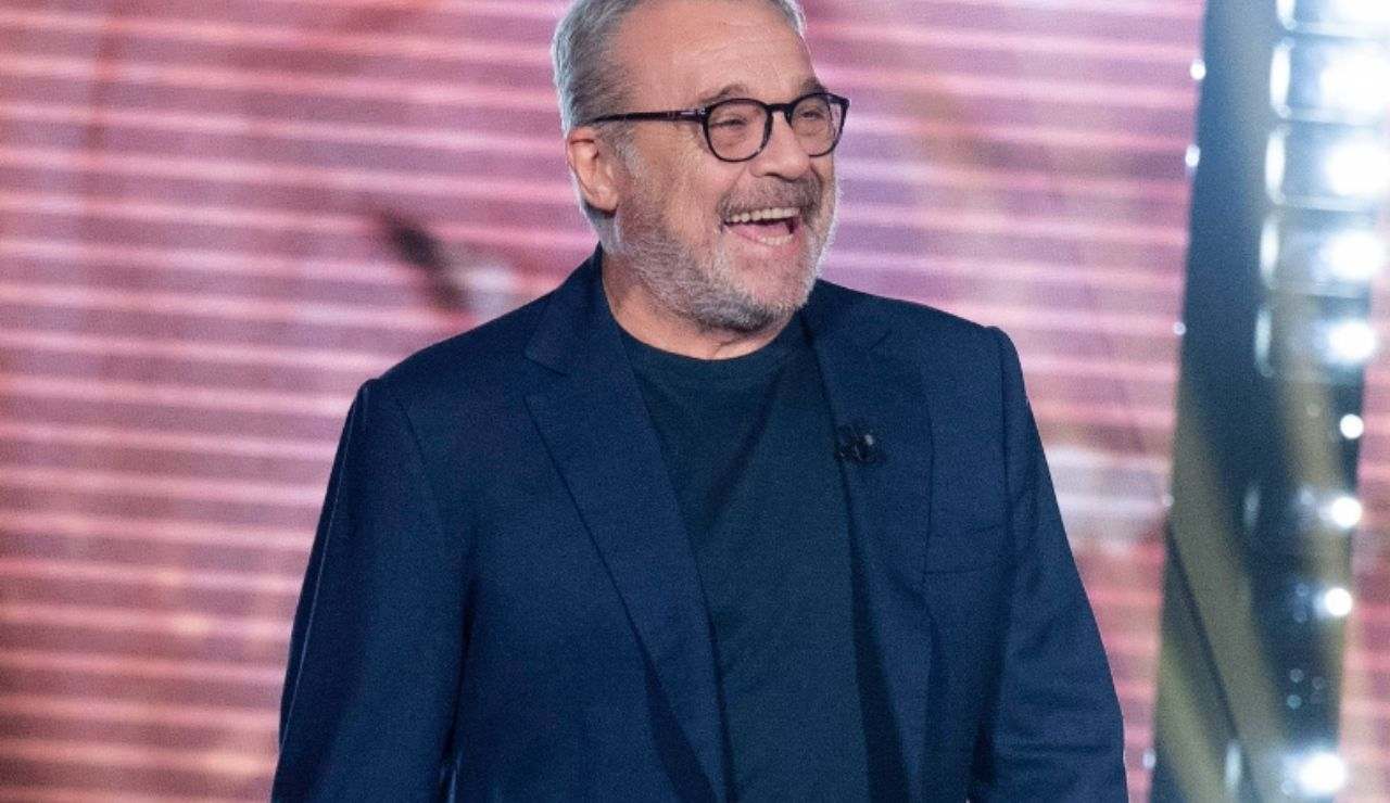 Claudio Amendola entra nello studio di Verissimo